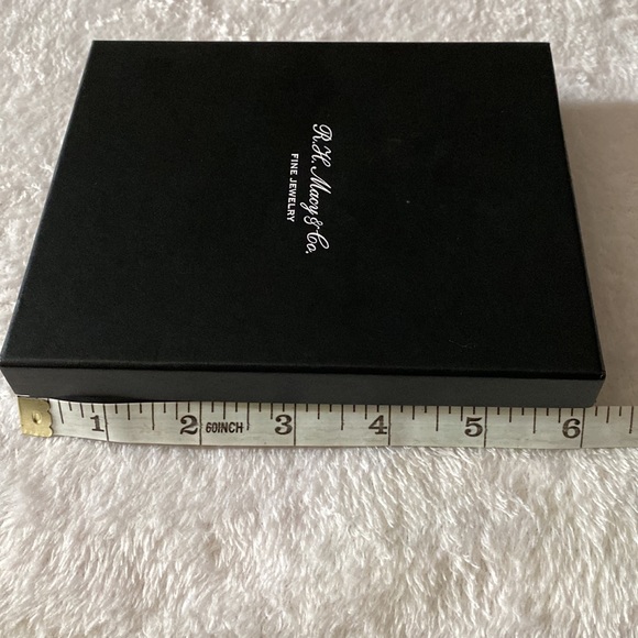 R.H. Macys & Co Fine Jewelry storage bundle - Picture 5 of 15